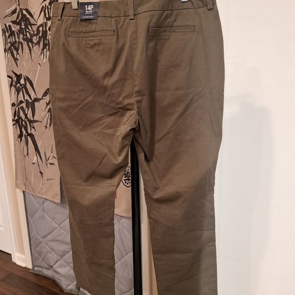 NWT Lands End Mid RISE Pants Size 14P Petite Green Stretch Cotton - Picture 2 of 13